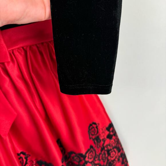 RARE EDITIONS | Black Velvet Baby Doll Red Satin Floral Glitter Dress | Kid's 5 - Picture 6 of 9